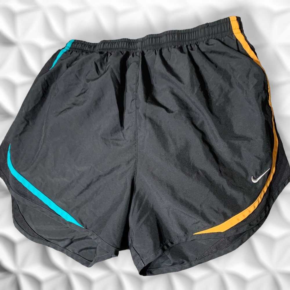 Nike sz M